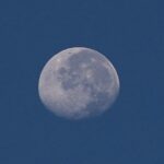 朝の余韻　月